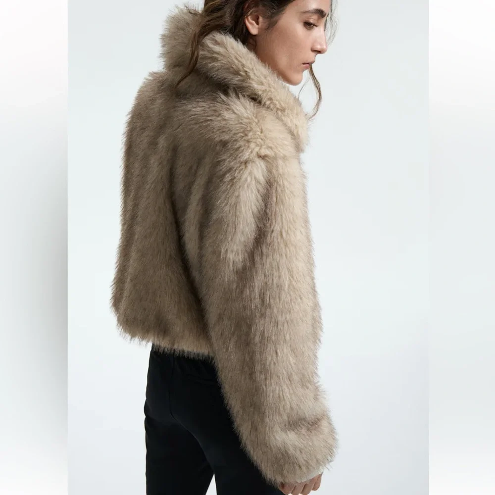 NWT H&M Cream Faux Fur Jacket - Picture 9 of 13